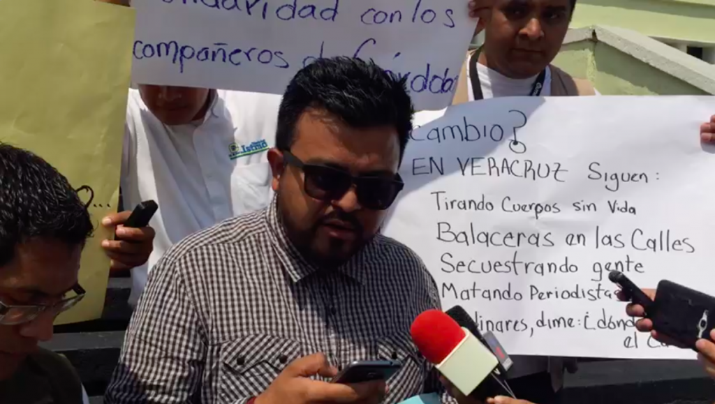 Periodistas de Coatzacoalcos protestan por la violencia contra el gremio periodístico en el estado