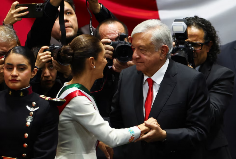 SHEIN - AMLO