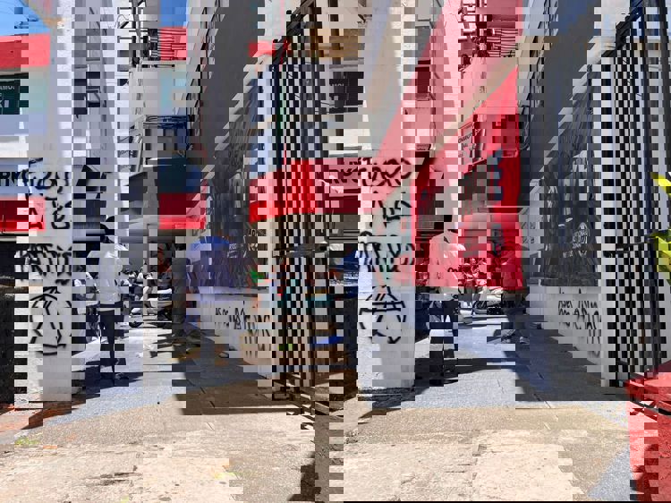 PRI VANDALIZADO - POSTA