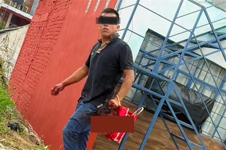 HOMBRE CABEZA HUMANA 2