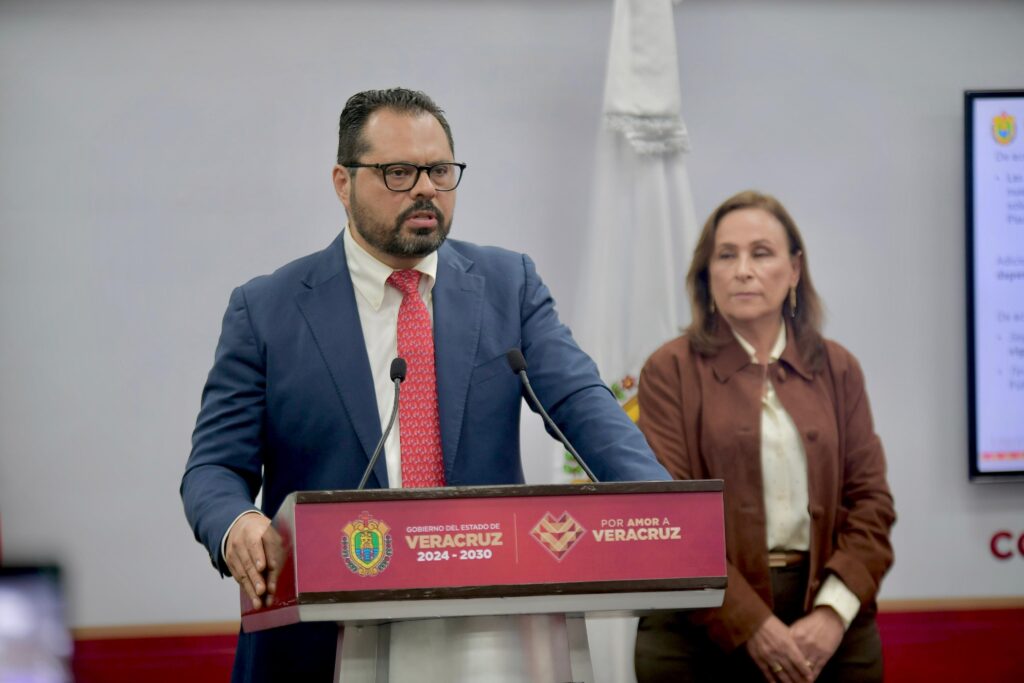 REYES NAHLE - TWITTER