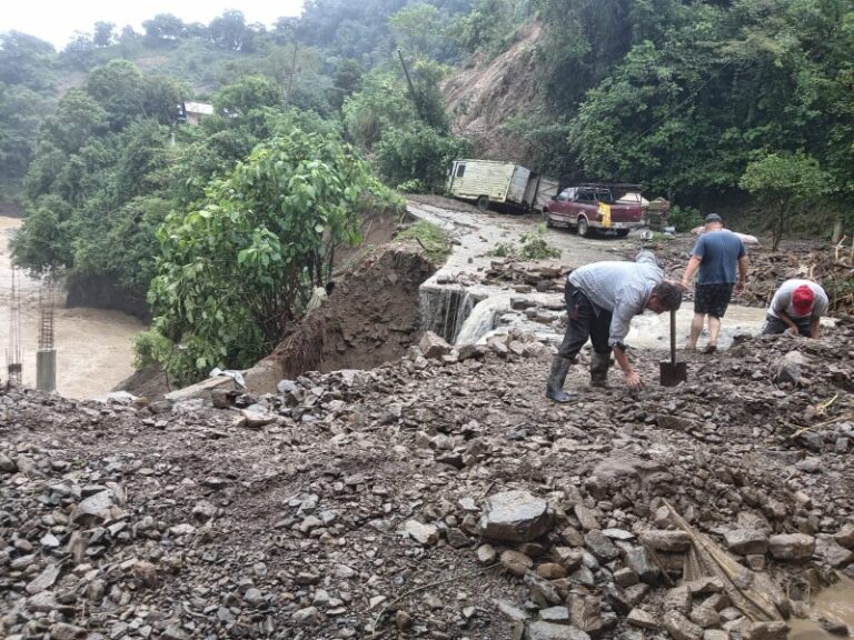 COMUNIDADES AISLADAS