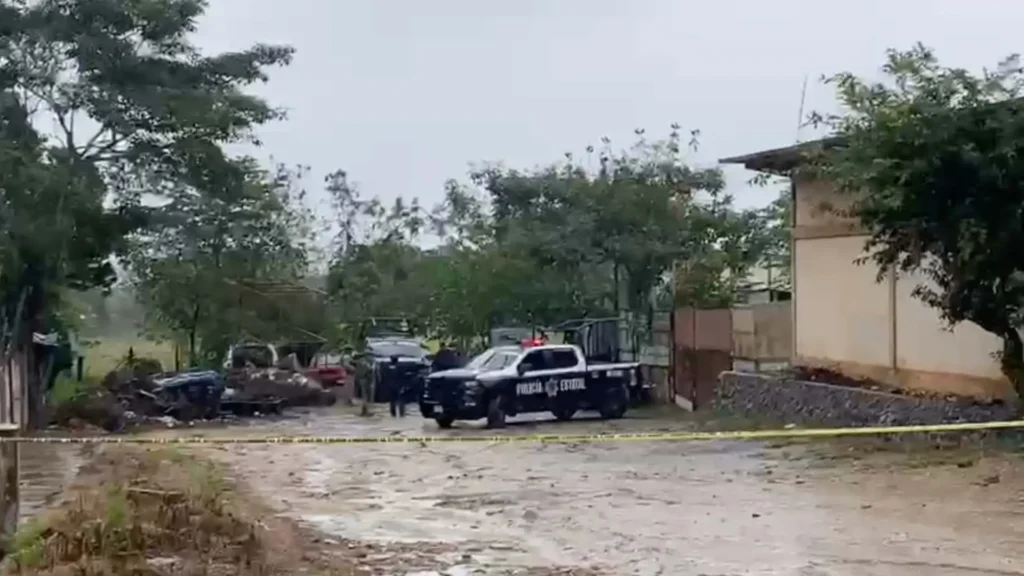 CHATARRERA ACAYUCAN 1