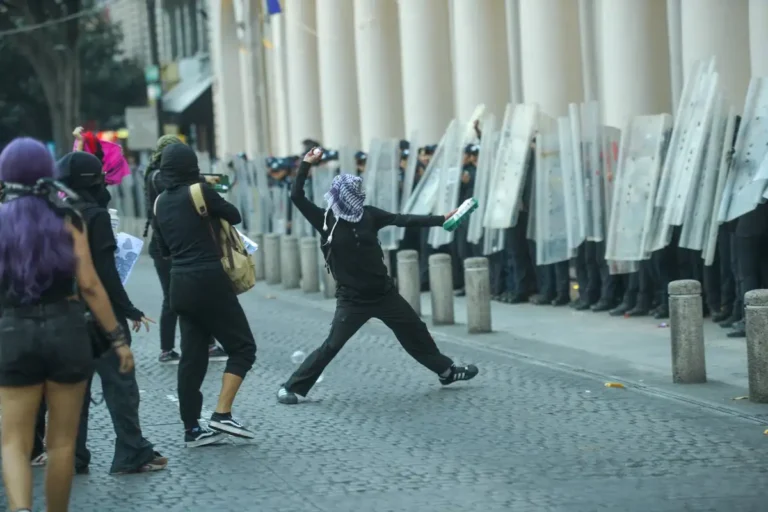 MARCHA MUJERES XALAPA