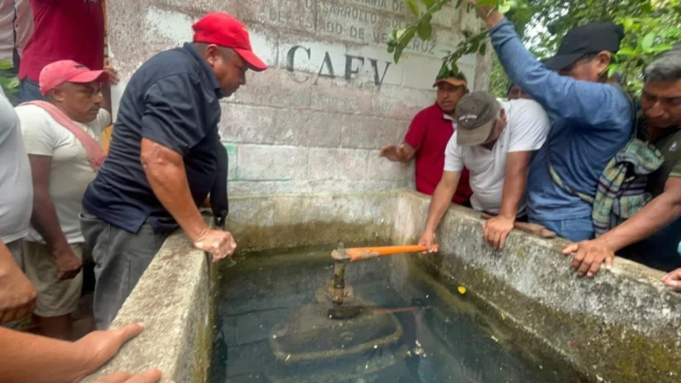 soteapan_libera_acueducto_de_platanillo_que_surte_a_acayucanx_oluta_y_soconusco.jpeg_1889316708