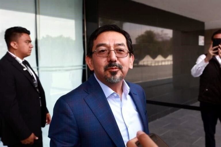 ARTURO CHAVEZ