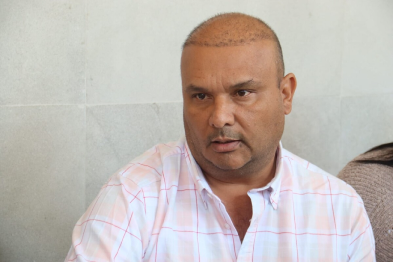 URIBE ESQUIVEL